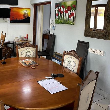 Sleepers Villa Guesthouse Polokwane Eksteriør billede